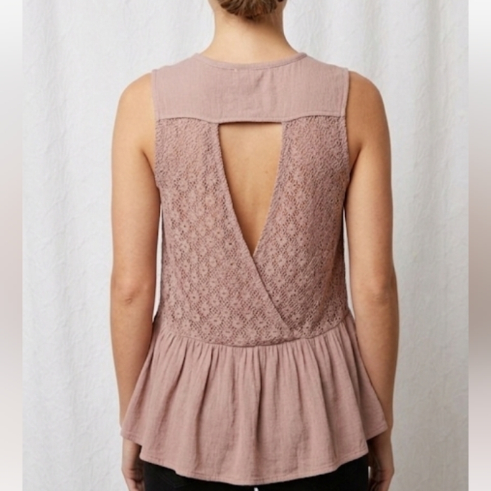 Doe & Rae Women Size S Pink Tie Front Peplum Blouse
